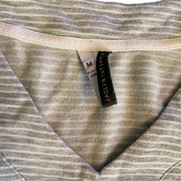 {Jacqueline Intimates} Sleeveless Stripped Soft Tank Top - Picture 3 of 6